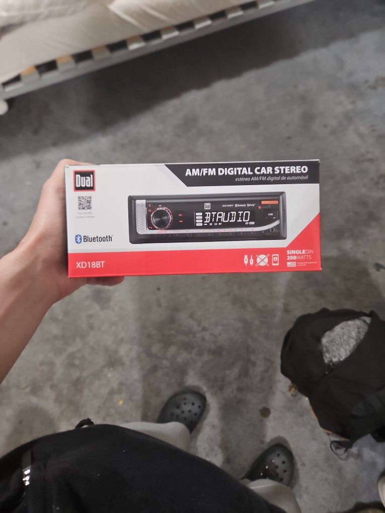 Dual am fm digital car stereo bluetooth