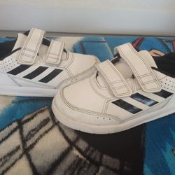 Adidas velcro boys sneakers in size 10k