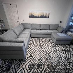 Sectional Couch 