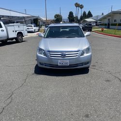 2007 Toyota Avalon XLE  119k 