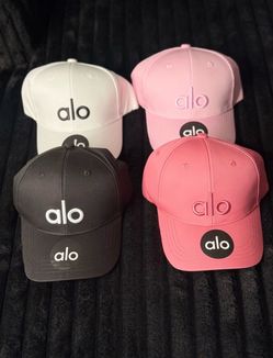 Brand new women’s ALO Yoga Hats
