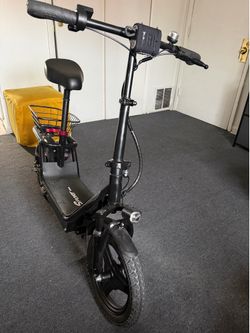 Electric scooter