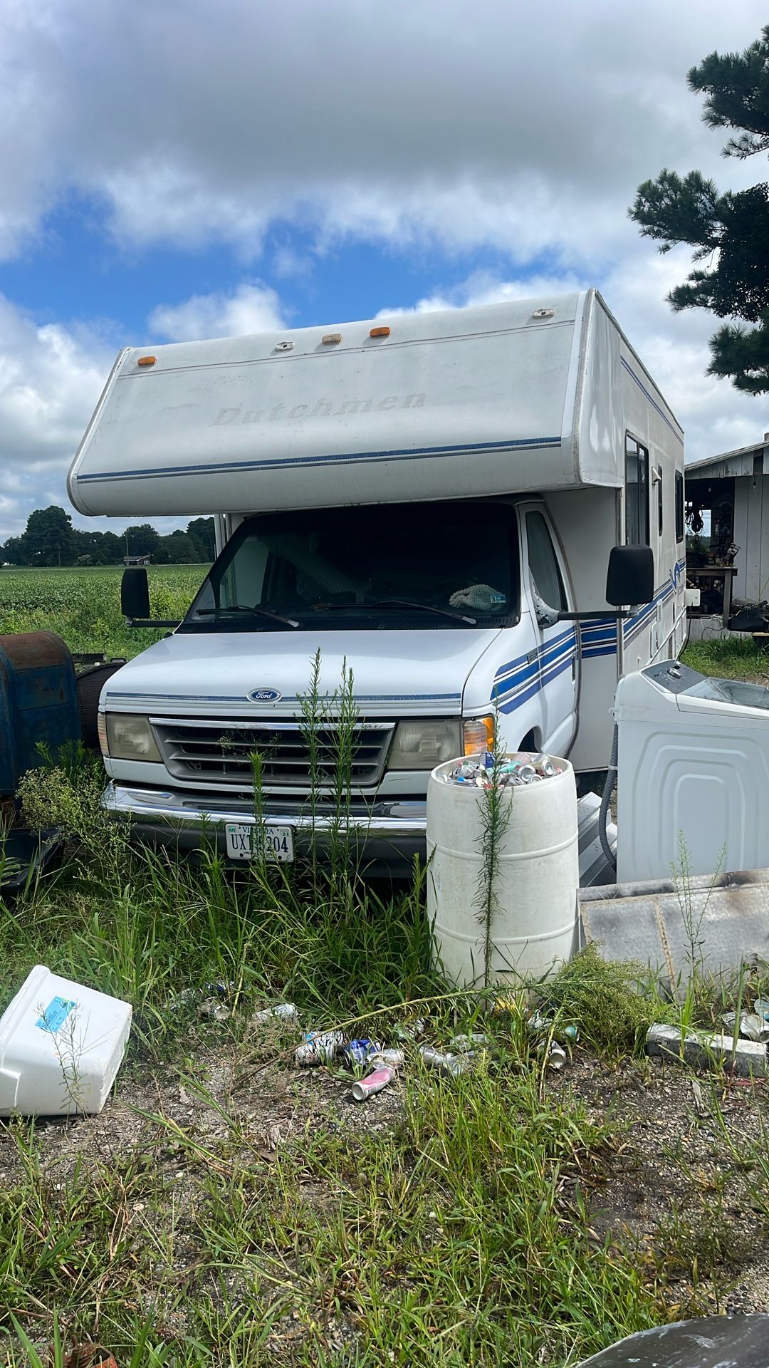 96’ Ford E-350 RV *PENDING*
