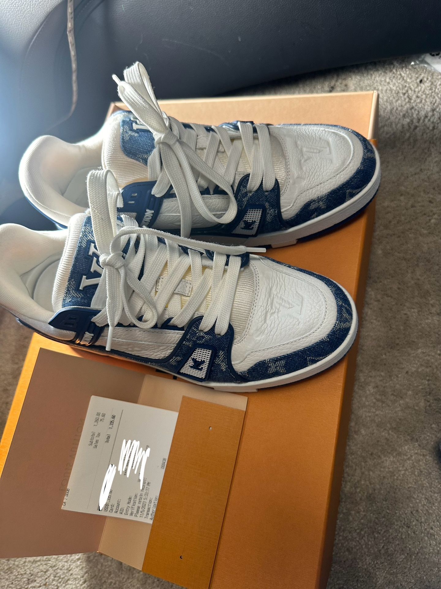 Louis Vuitton Sneakers Size40