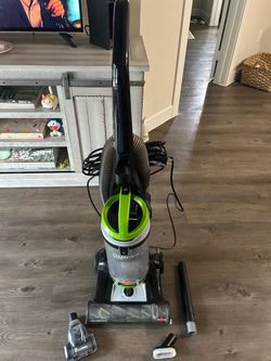 BISSELL Cleanview Swivel Pet Upright Vacuum Cleaner