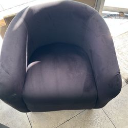 2 chair look like beand new moving sell offer acept