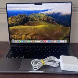 MacBook Pro M3 512gb With AppleCare. 