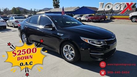 2017 KIA Optima