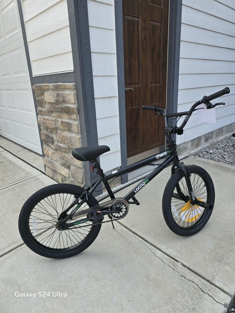 20" Hyper Bicycles Boy's Spinner BMXBike for Kids, Matte Black, ,Age Group 8 to 13, Child, Tween