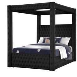 Black Canopy Bed