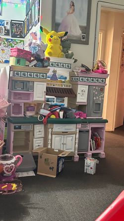 Toddlers little kitchen