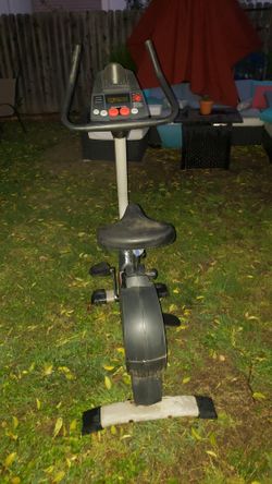Proform 920 s ekg stationary bike hotsell