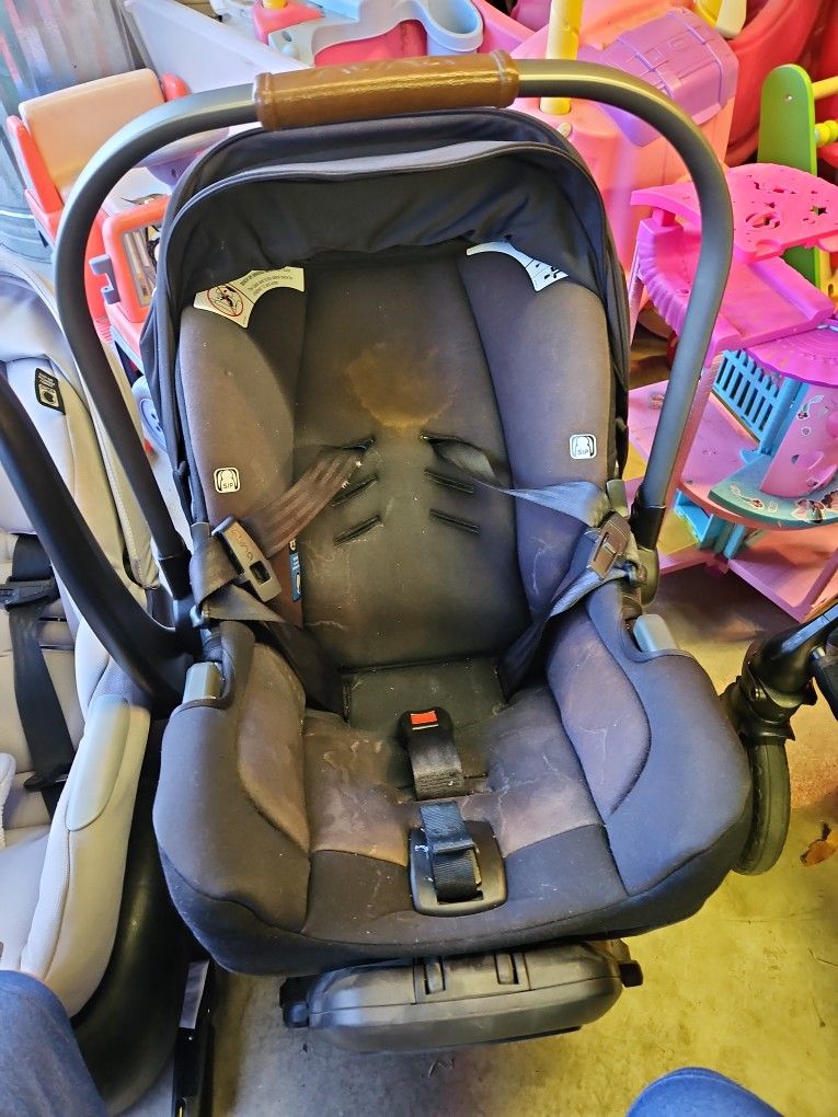 Baby strollers and car seats