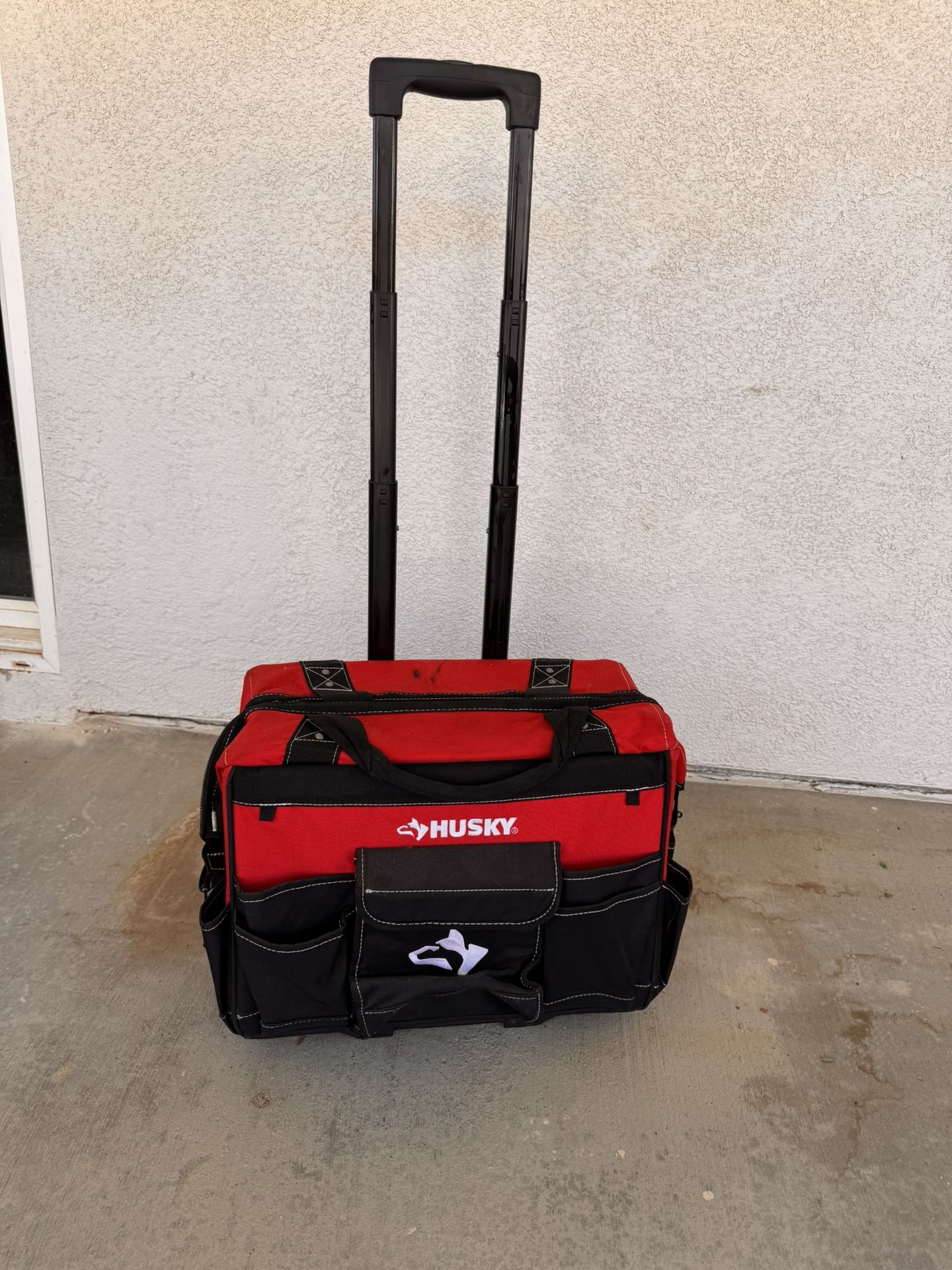 Husky rolling Tool Bag