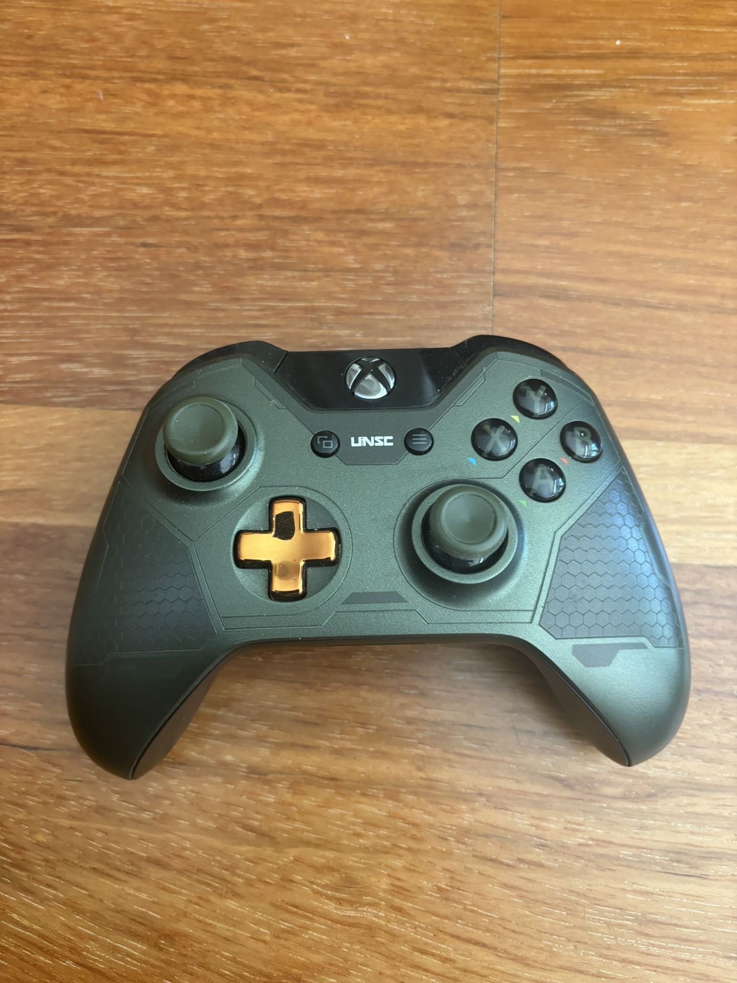 Xbox One Limited Edition Halo 5: Guardians Master Chief Wireless