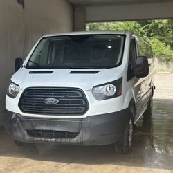 2019 Ford Transit-250