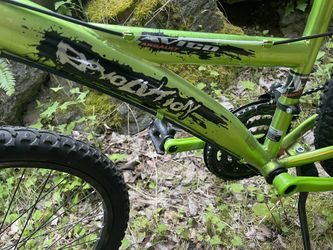 BARELY Used Boys Revolution Avigo Assault Mountain Bike for Sale in Kirkland WA OfferUp
