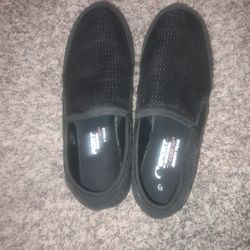 Black Sport Skechers Relaxed Fit  Memory Foam 