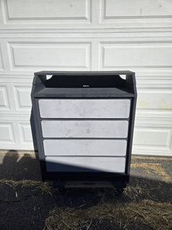 Changing Table/dresser