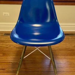 MCM Eames Style Chair