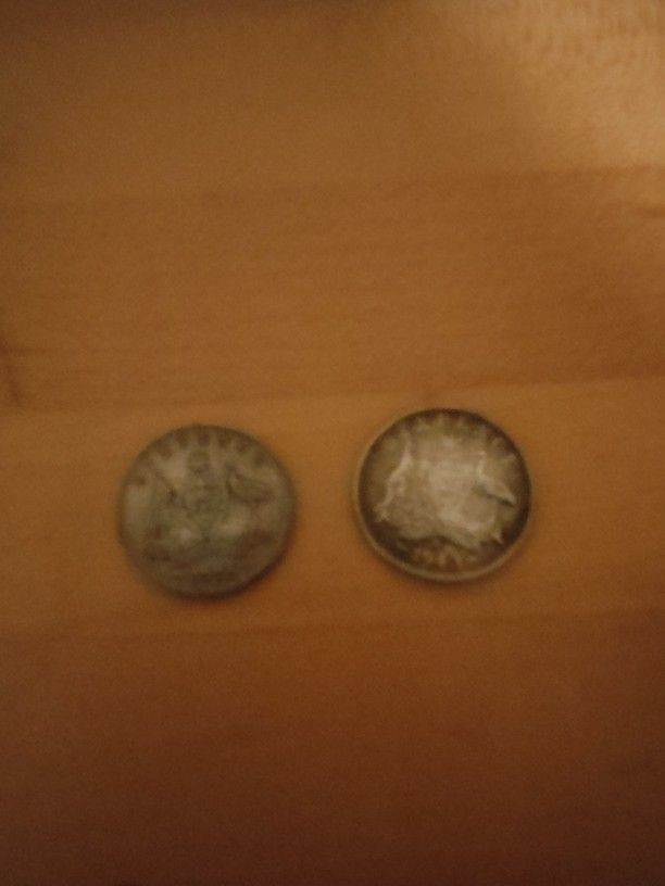 Lot Of 5 Silver Australian 6 Pence Coins 