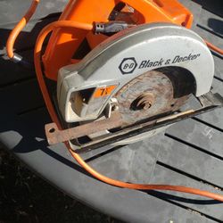 Black Decker Circle Saw 