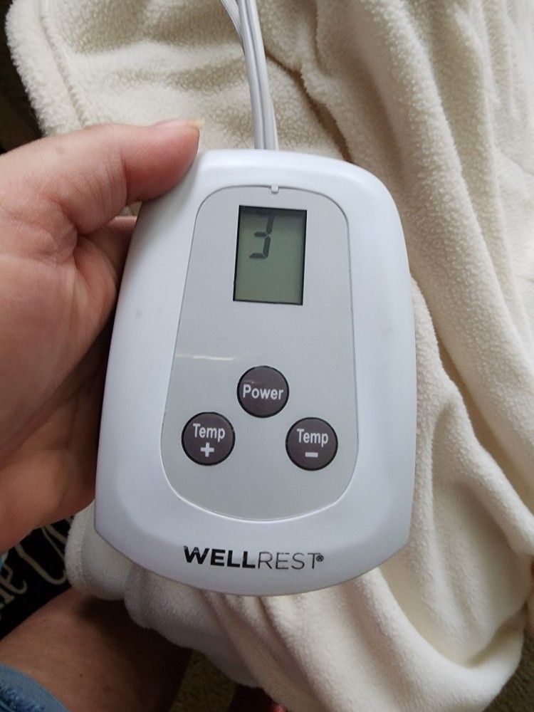 WellRest MicroFleece Electric Heated Warming Blanket Full Size