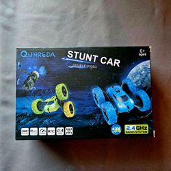 QUNREDA Remote Control Stunt Car