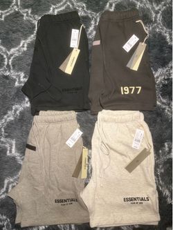 Essentials shorts 4 color ways (XS,S,M,L)