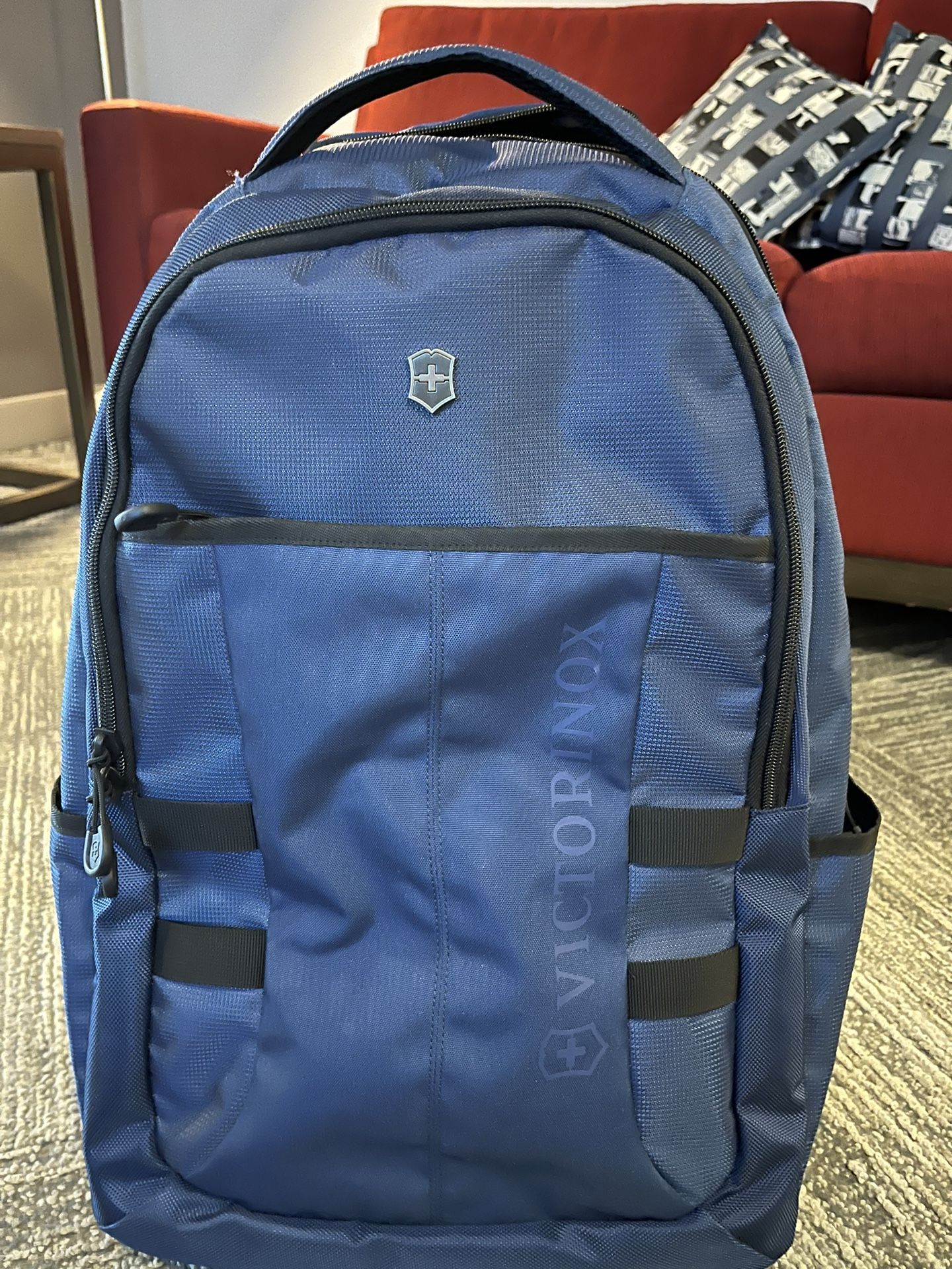 Victorinox Wheeled backpack 