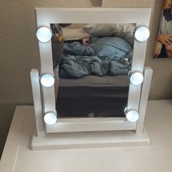  Vanity Makeup Mirror 