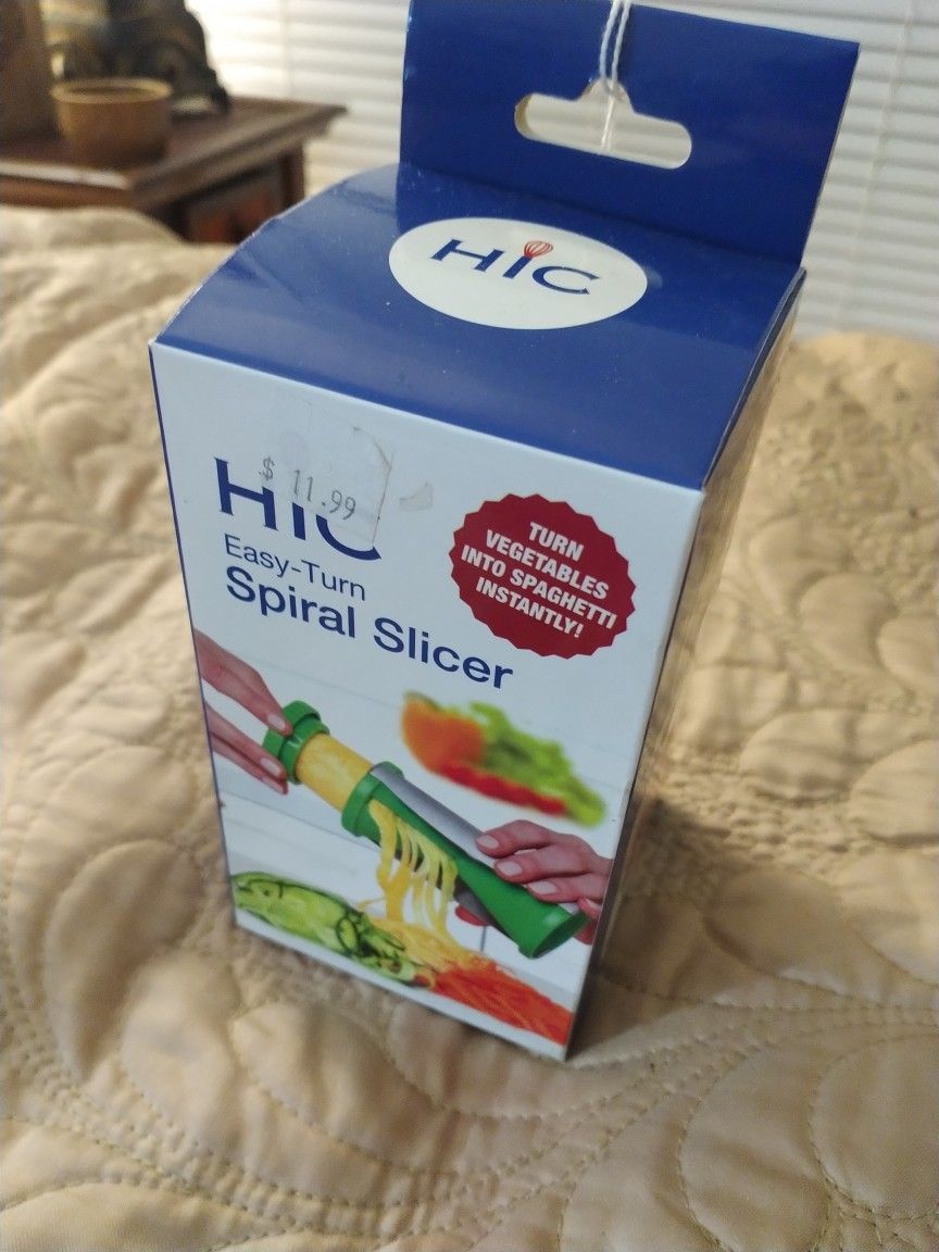 NEW IN BOX Spiral Slicer
