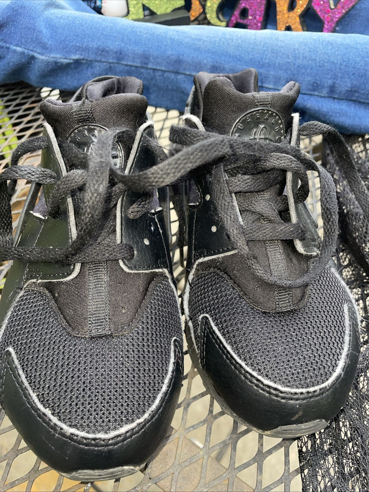 Nike Huarache Run Boys Black Sz 1Y