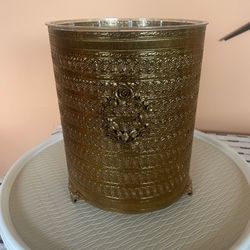 Vintage Gold Metal Filigree Ormolu Hollywood Regency Waste Basket Trash Can