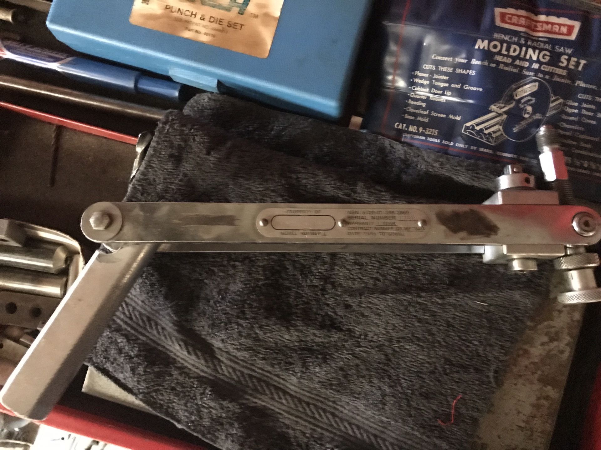 Johnson Bar" Screw Extractor 1/4" Screw Capacity for Sale in Modesto