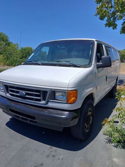 2006 Ford E350