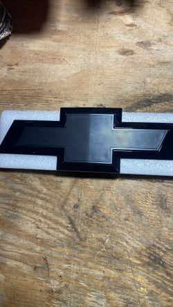 Front Grille Bowtie Emblem Badge Black