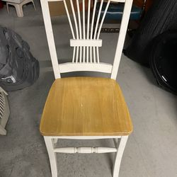 4 Kitchen Chair Set White/Pine Wood Finish 
