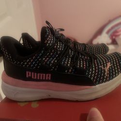 Girls Puma Size 13