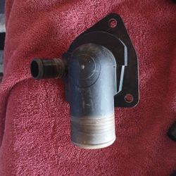 Xj8 Jaguar Used Thermostat  Housing And Thermostat. 