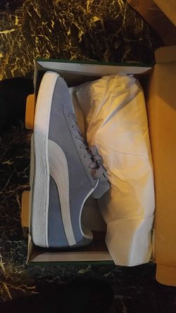 NIB Puma classics size 14