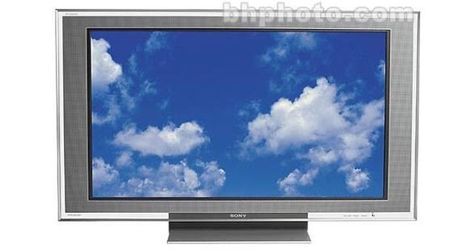 Sony 50" LCD Digital Color TV KDL-52XBR2 with Remote | Great Condition