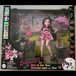 Monster high bite in the park