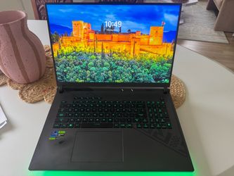 Asus Gaming Laptop ROG G814 32GB 2TB 4080 RTX 18 inch