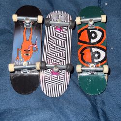 Tech deck fingerboards