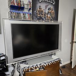 Sony BRAVIA XBR series 40" LCD HDTV