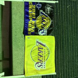 Lakers car flags