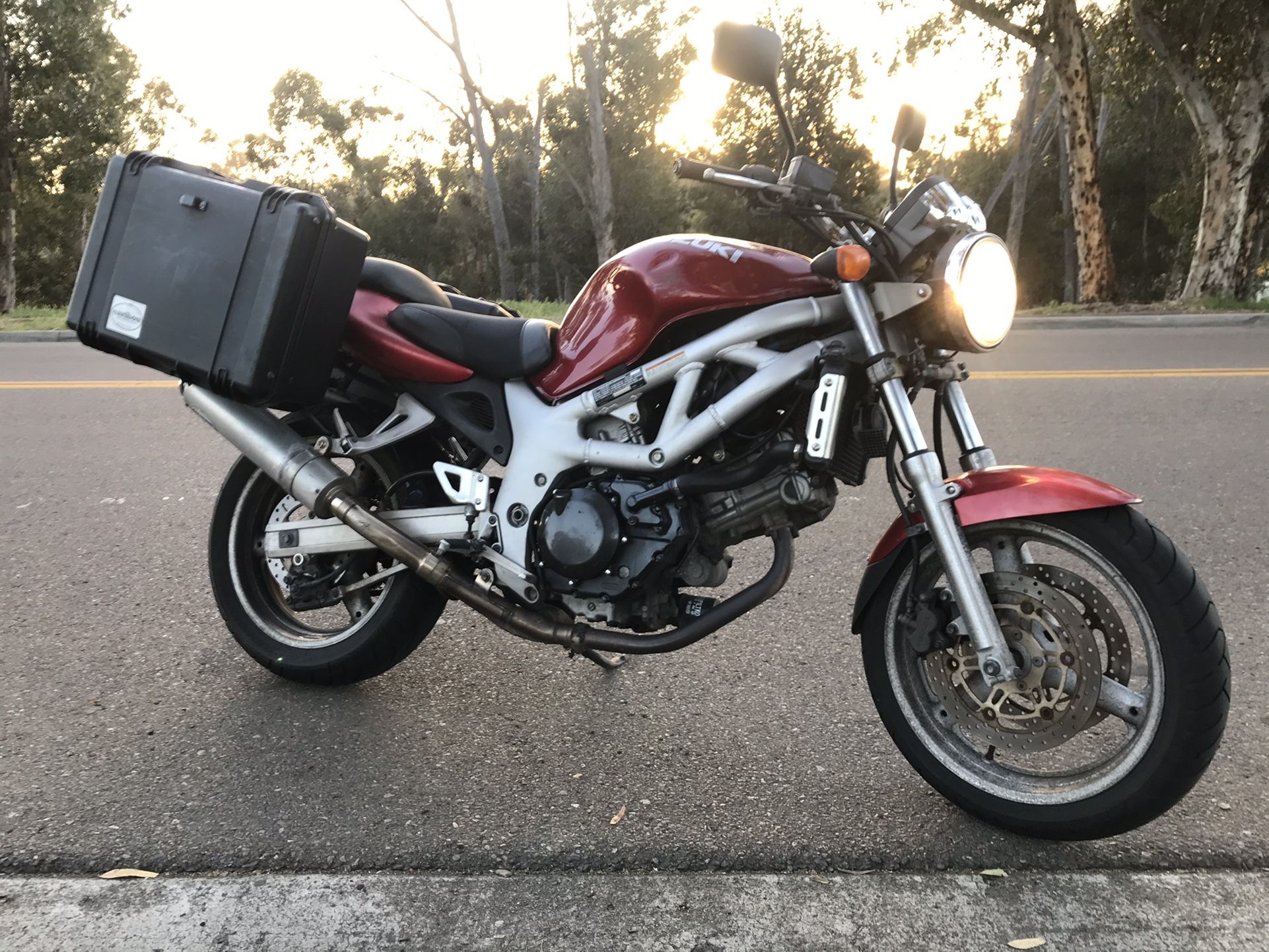 2001 Suzuki SV650 naked