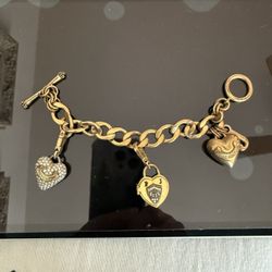 Juicy Couture Charm Bracelet (Greenway Rd And Cave Creek Road )