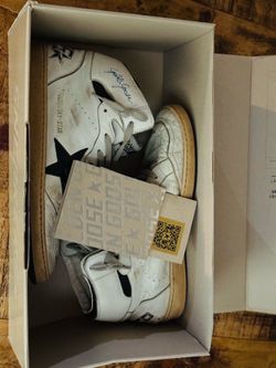 Golden goose sky star
